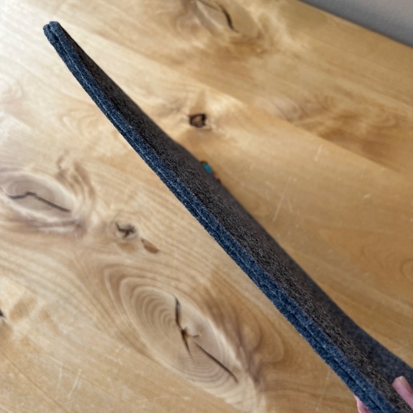 ALL IN THE CARDS FELT POUCH ZIP TOP BEADED STRAP NEW CHARCOAL MODERN CHIC - Picture 5 of 10